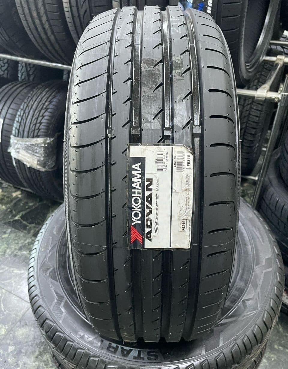 Yokohama Advan Sport V105 295/70 R18 129Q