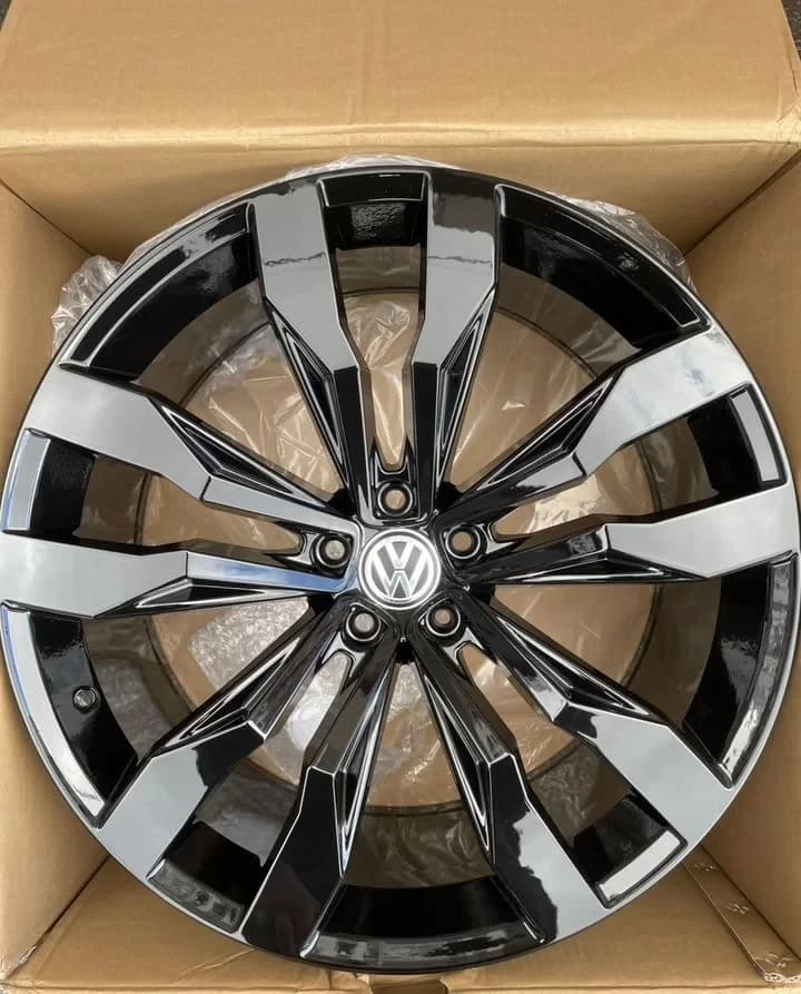 Литые диски FR Replica VW5293 9.5×R21 5×112