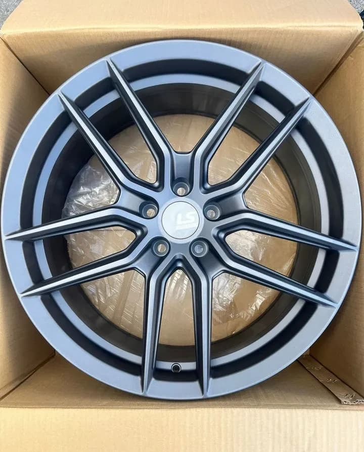 Литые диски LS 104 9×R20 5×112