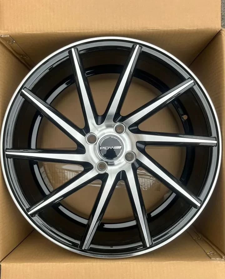 Литые диски Vossen CVT 7.5×R17 4×100