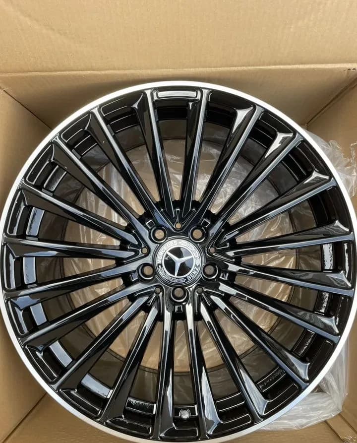Литые диски FR Replica MR5318 8.5×R20 5×112