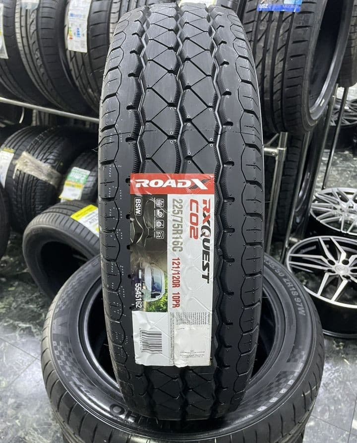 RoadX RXQuest C02 225/75 R16C 121R
