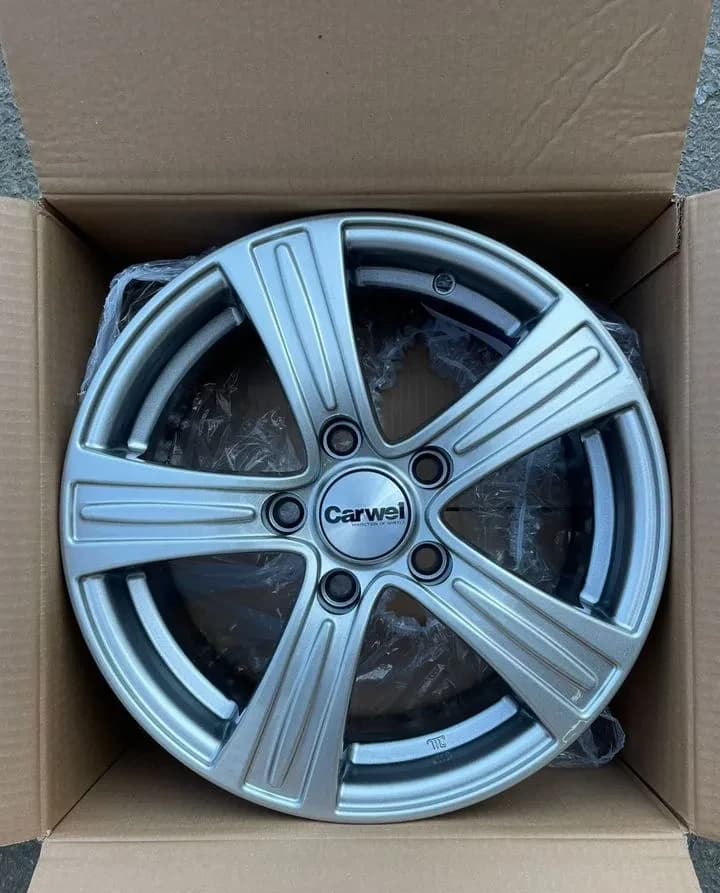 Литые диски Carwel Лямбда 109 6×R15 5×112