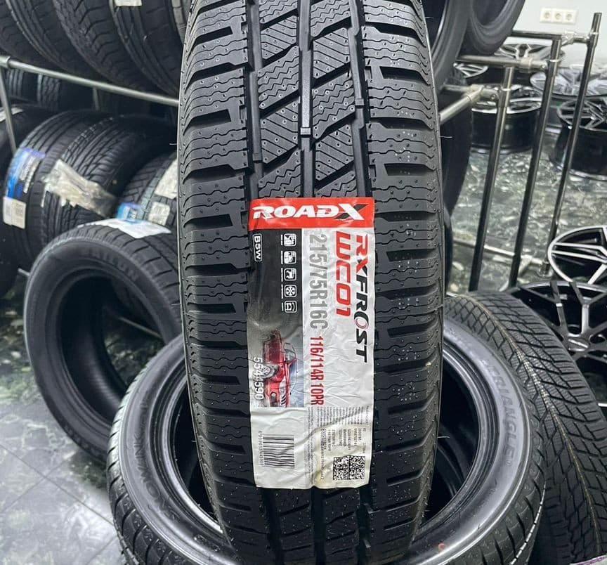 RoadX RX Frost WC01 215/75 R16C 116R