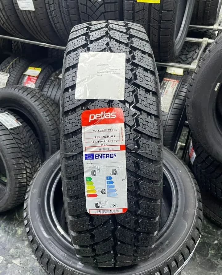 Petlas Full Grip PT935 215/75 R16C 116R