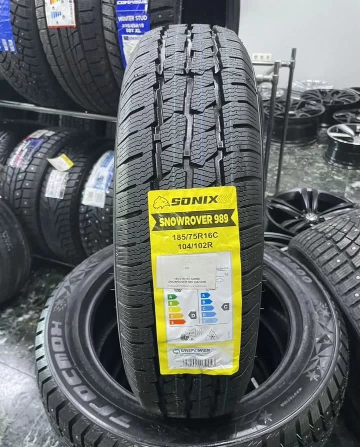 Sonix Snowrover 989 185/75 R16C 104R