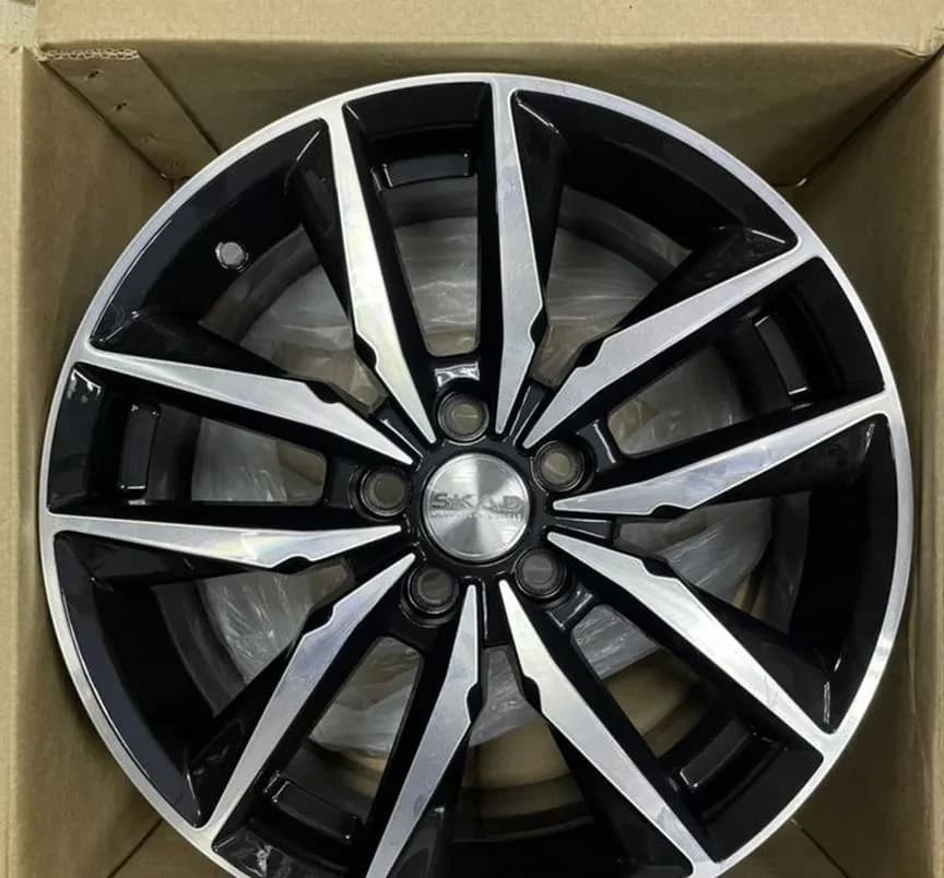 Литые диски Carwel Кудро 6.5×R16 5×100