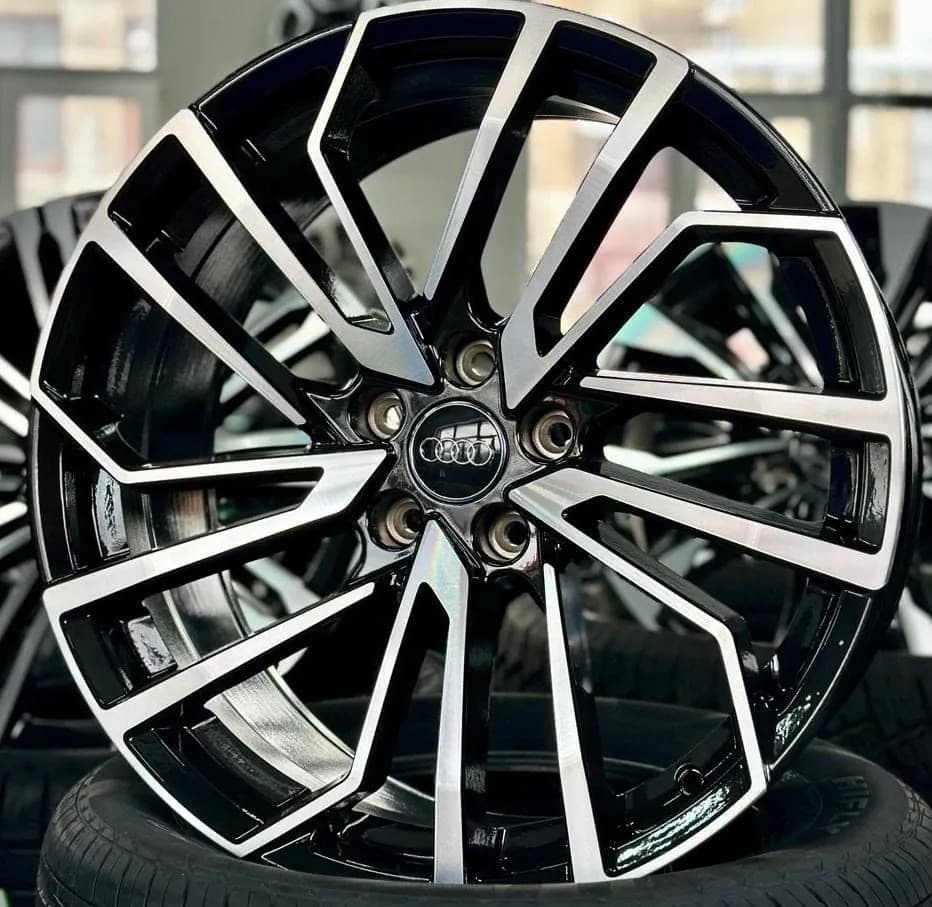 Литые диски FR Replica A5131 10×R22 5×112