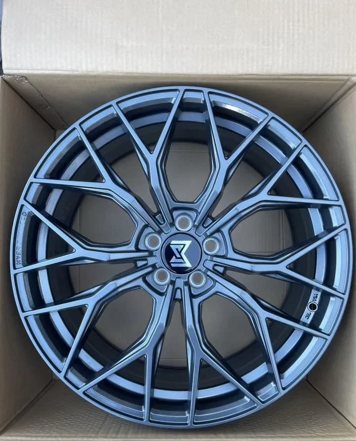 Литые диски Powcan 8.5×R20 5×108