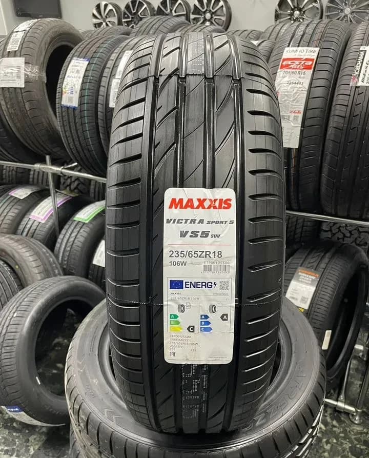 Maxxis Victra Sport VS5 SUV 235/65 R18 106W