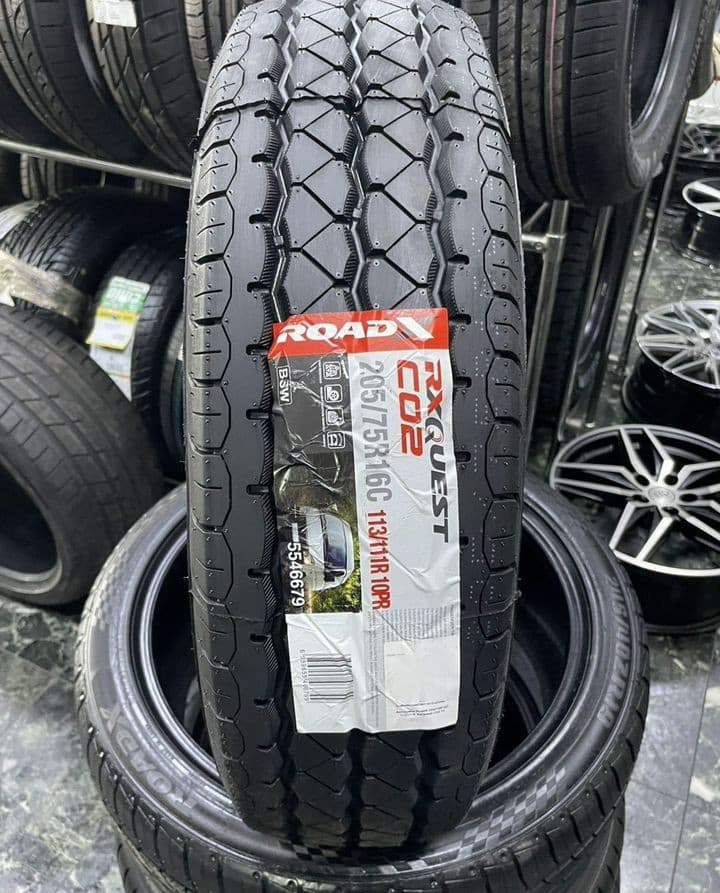 RoadX RXQuest C02 205/75 R16C 113R